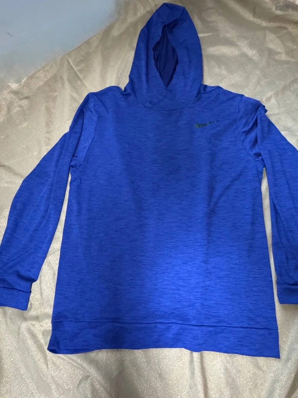Men’s Nike dri-fit long sleeve shirt